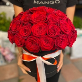  Цветок в Анталия 45 красных роз и коробка