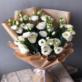  Antalya Florist White lisianthus bouquet